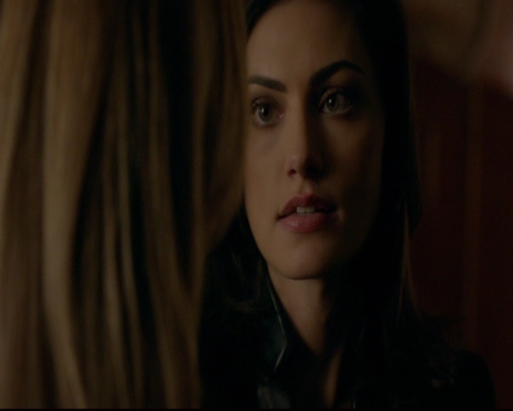 VampireDiariesWorld-dot-nl_TheOriginals_3x13HeartShapedBox0638.jpg