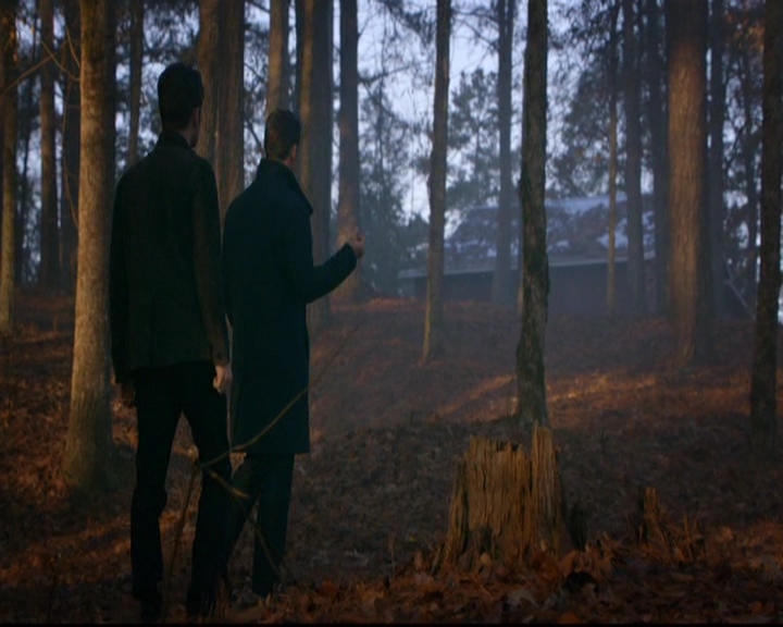 VampireDiariesWorld-dot-nl_TheOriginals_3x13HeartShapedBox0648.jpg