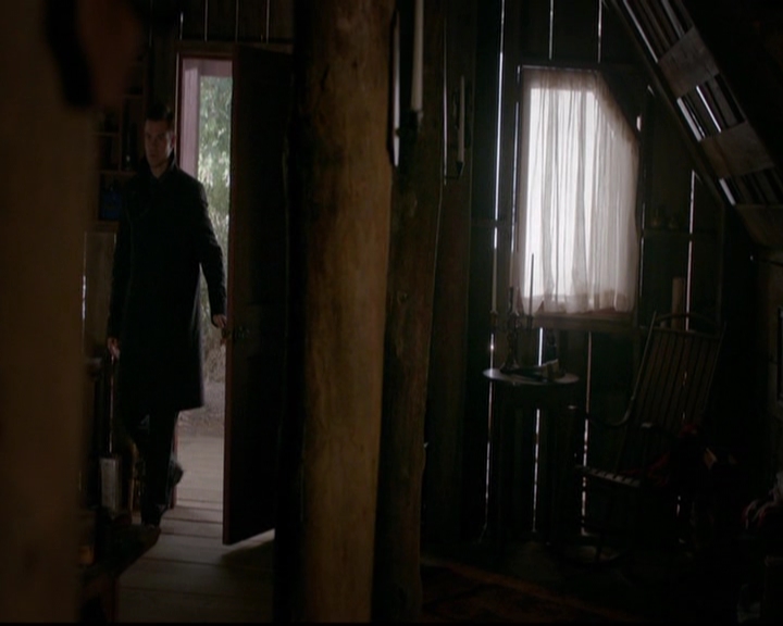 VampireDiariesWorld-dot-nl_TheOriginals_3x13HeartShapedBox0680.jpg