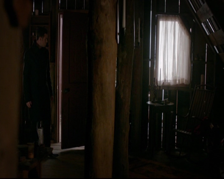 VampireDiariesWorld-dot-nl_TheOriginals_3x13HeartShapedBox0683.jpg