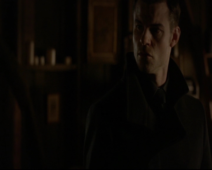 VampireDiariesWorld-dot-nl_TheOriginals_3x13HeartShapedBox0689.jpg