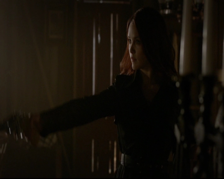 VampireDiariesWorld-dot-nl_TheOriginals_3x13HeartShapedBox0743.jpg