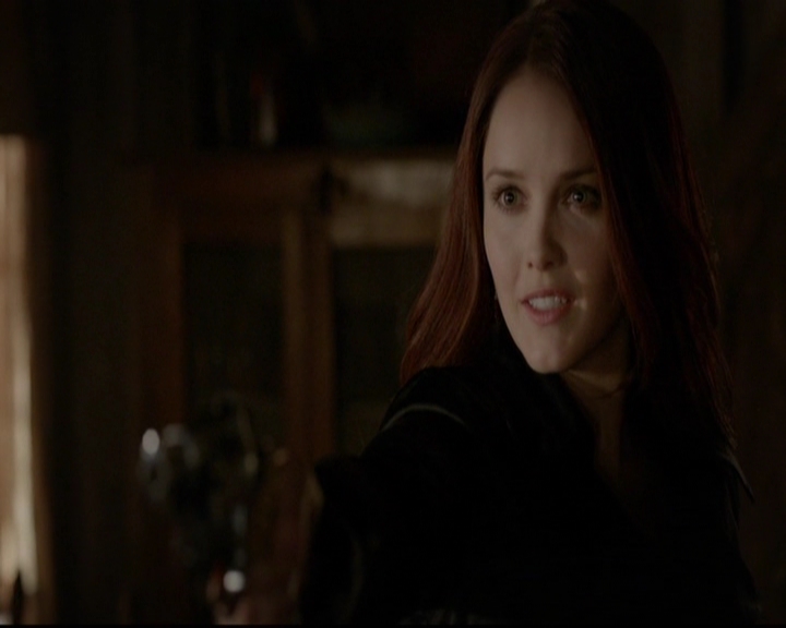 VampireDiariesWorld-dot-nl_TheOriginals_3x13HeartShapedBox0855.jpg