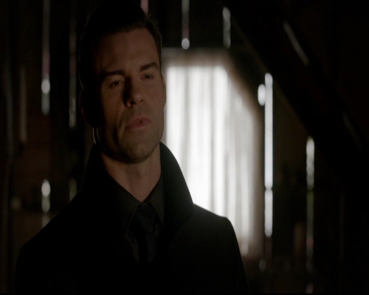 VampireDiariesWorld-dot-nl_TheOriginals_3x13HeartShapedBox0857.jpg