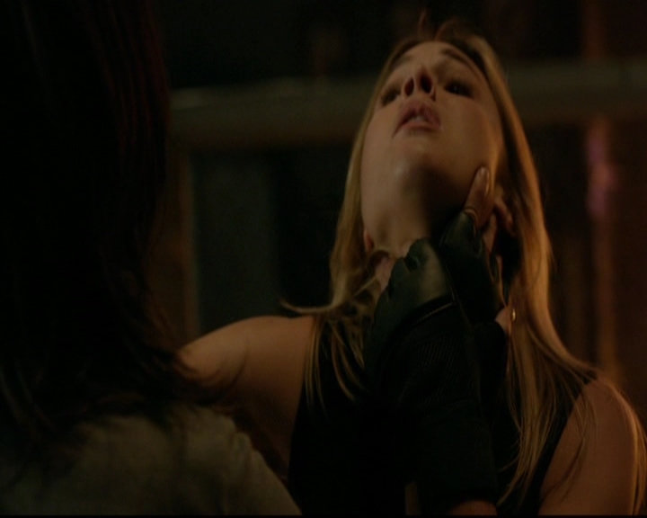 VampireDiariesWorld-dot-nl_TheOriginals_3x13HeartShapedBox1403.jpg VampireDiariesWorld-dot-nl_TheOriginals_3x13HeartShapedBox1403.jpg