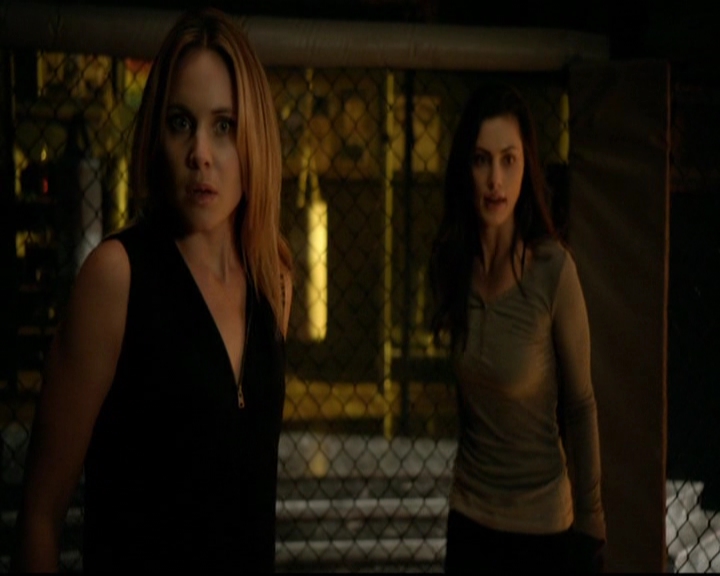 VampireDiariesWorld-dot-nl_TheOriginals_3x13HeartShapedBox1439.jpg VampireDiariesWorld-dot-nl_TheOriginals_3x13HeartShapedBox1439.jpg