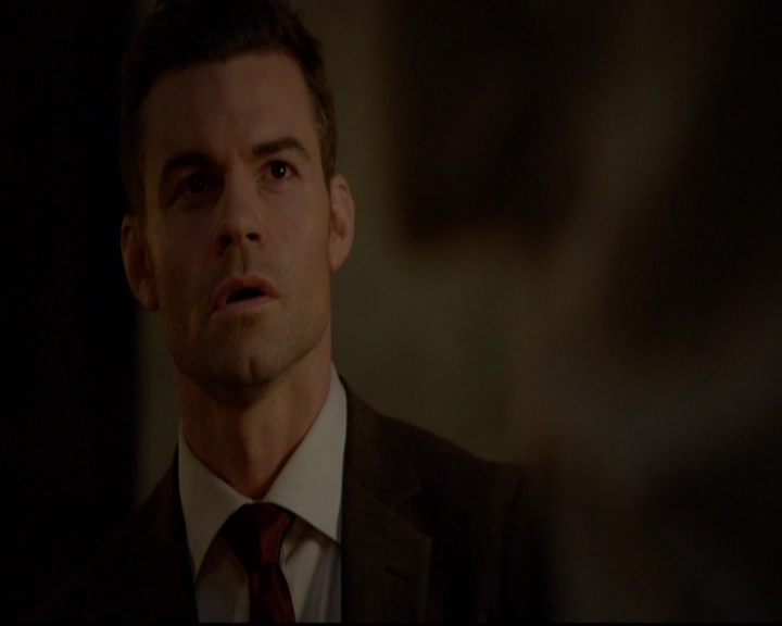 VampireDiariesWorld-dot-nl_TheOriginals_3x13HeartShapedBox1827.jpg