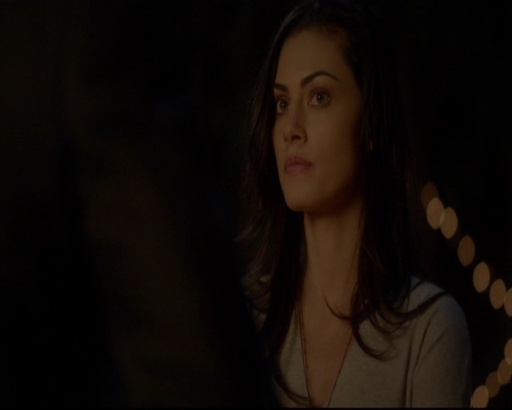 VampireDiariesWorld-dot-nl_TheOriginals_3x13HeartShapedBox1865.jpg