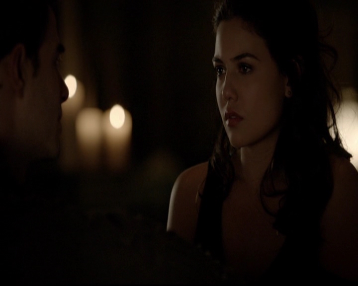 VampireDiariesWorld-dot-nl_TheOriginals_3x13HeartShapedBox1897.jpg