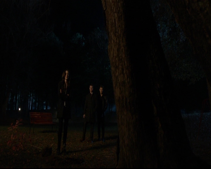 VampireDiariesWorld-dot-nl_TheOriginals_3x13HeartShapedBox1957.jpg