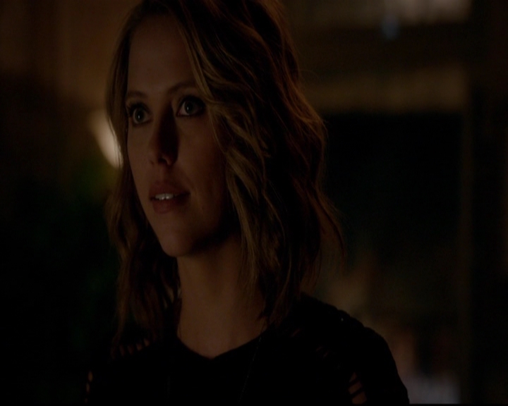 VampireDiariesWorld-dot-nl_TheOriginals_3x14AStreetcarNamedDesire0178.jpg