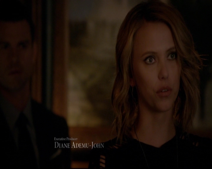 VampireDiariesWorld-dot-nl_TheOriginals_3x14AStreetcarNamedDesire0192.jpg