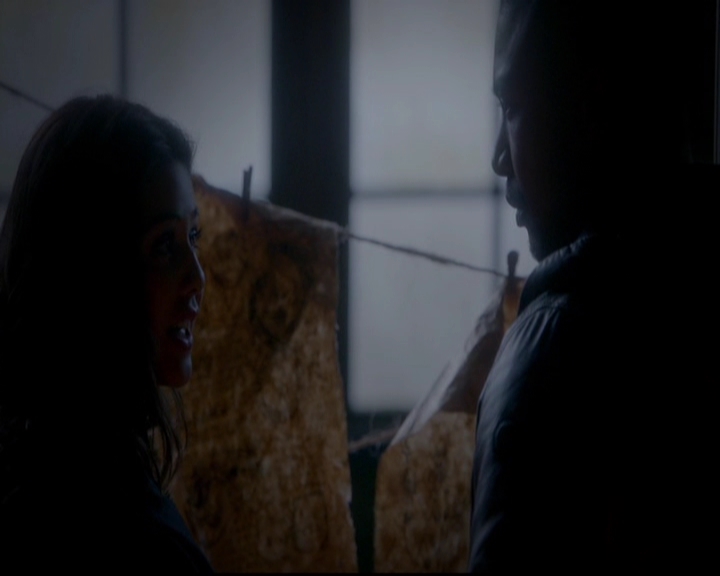 VampireDiariesWorld-dot-nl_TheOriginals_3x14AStreetcarNamedDesire0246.jpg