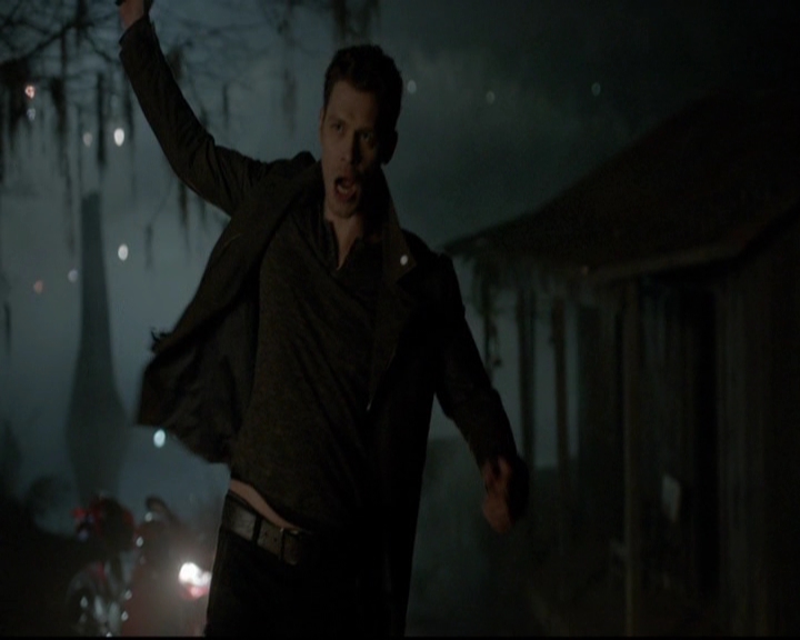 VampireDiariesWorld-dot-nl_TheOriginals_3x14AStreetcarNamedDesire0275.jpg