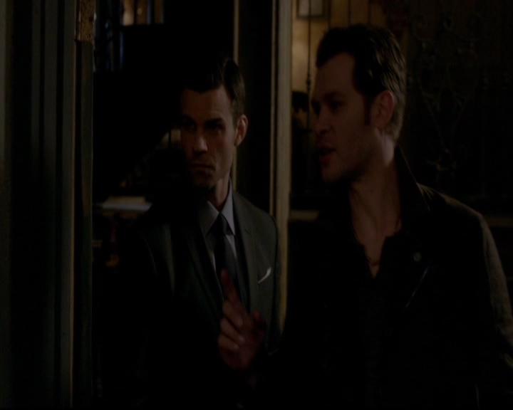 VampireDiariesWorld-dot-nl_TheOriginals_3x14AStreetcarNamedDesire0313.jpg