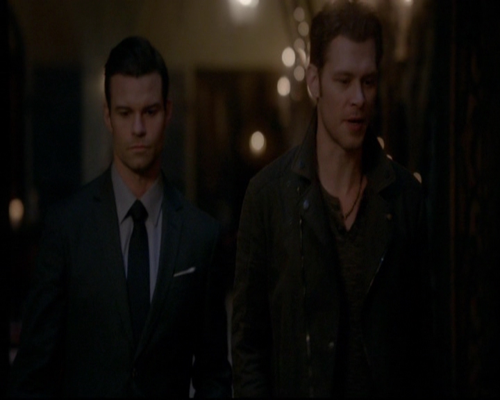 VampireDiariesWorld-dot-nl_TheOriginals_3x14AStreetcarNamedDesire0339.jpg