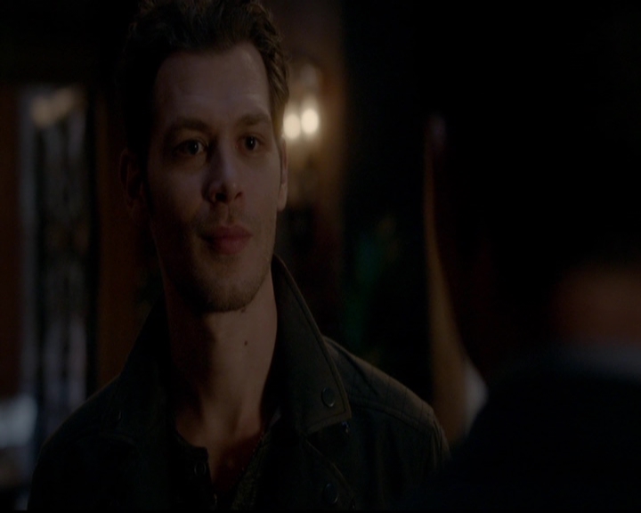 VampireDiariesWorld-dot-nl_TheOriginals_3x14AStreetcarNamedDesire0353.jpg