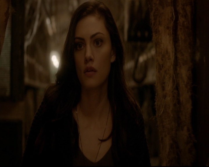 VampireDiariesWorld-dot-nl_TheOriginals_3x14AStreetcarNamedDesire0404.jpg