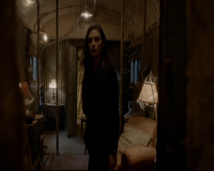 VampireDiariesWorld-dot-nl_TheOriginals_3x14AStreetcarNamedDesire0418.jpg