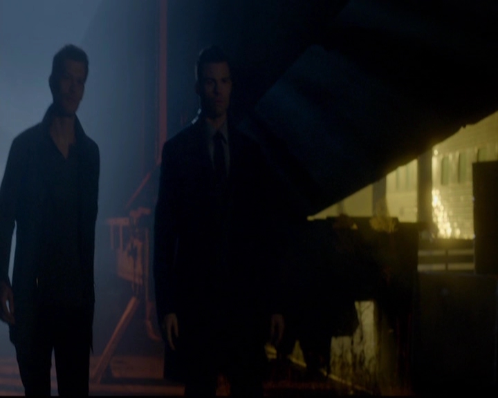 VampireDiariesWorld-dot-nl_TheOriginals_3x14AStreetcarNamedDesire0442.jpg