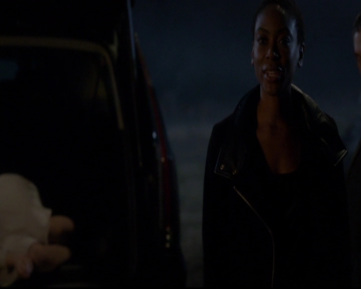 VampireDiariesWorld-dot-nl_TheOriginals_3x14AStreetcarNamedDesire0449.jpg