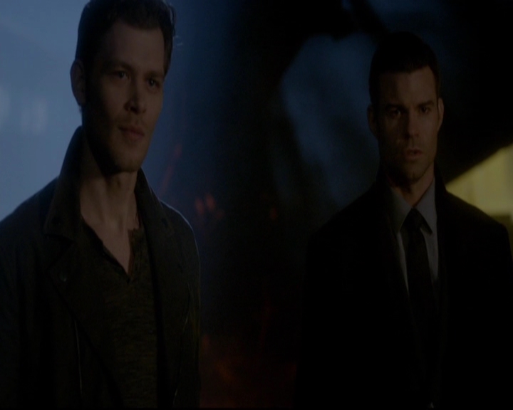 VampireDiariesWorld-dot-nl_TheOriginals_3x14AStreetcarNamedDesire0450.jpg