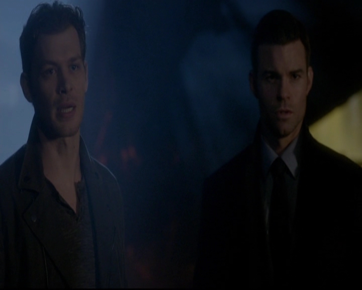 VampireDiariesWorld-dot-nl_TheOriginals_3x14AStreetcarNamedDesire0453.jpg