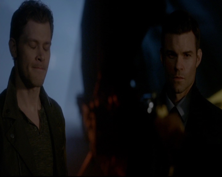 VampireDiariesWorld-dot-nl_TheOriginals_3x14AStreetcarNamedDesire0455.jpg