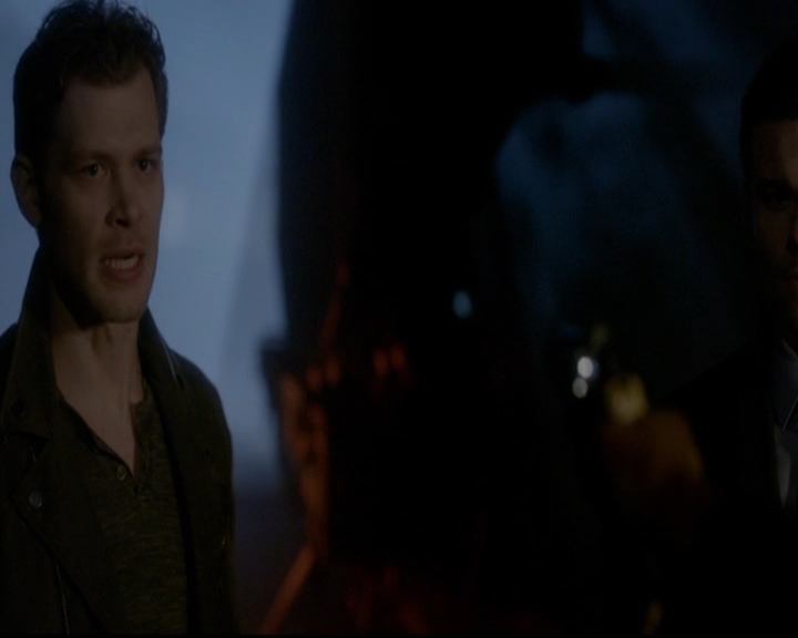 VampireDiariesWorld-dot-nl_TheOriginals_3x14AStreetcarNamedDesire0457.jpg