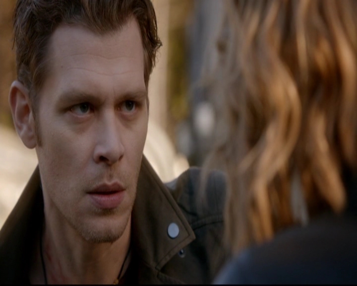 VampireDiariesWorld-dot-nl_TheOriginals_3x14AStreetcarNamedDesire2185.jpg