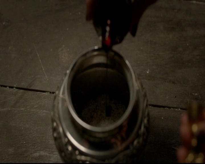 VampireDiariesWorld-dot-nl_TheOriginals_3x14AStreetcarNamedDesire2214.jpg