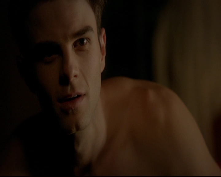 VampireDiariesWorld-dot-nl_TheOriginals_3x14AStreetcarNamedDesire2241.jpg