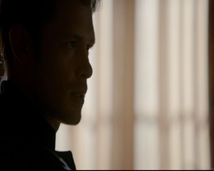 VampireDiariesWorld-dot-nl_TheOriginals_3x15AnOldFriendCalls0005.jpg