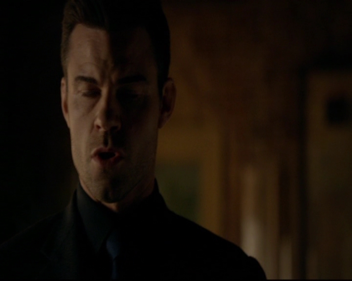 VampireDiariesWorld-dot-nl_TheOriginals_3x15AnOldFriendCalls0084.jpg