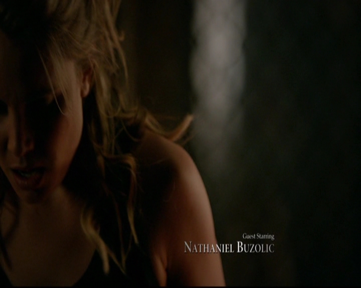 VampireDiariesWorld-dot-nl_TheOriginals_3x15AnOldFriendCalls0128.jpg