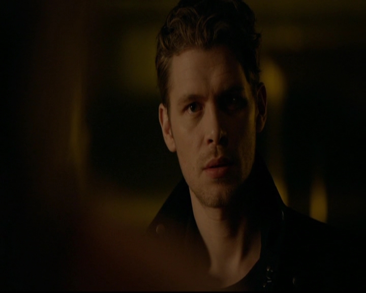 VampireDiariesWorld-dot-nl_TheOriginals_3x15AnOldFriendCalls0165.jpg