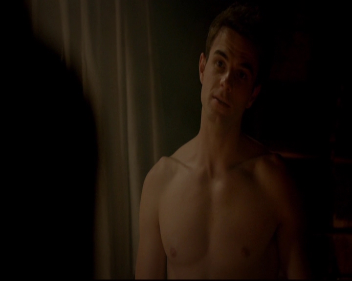 VampireDiariesWorld-dot-nl_TheOriginals_3x15AnOldFriendCalls0208.jpg