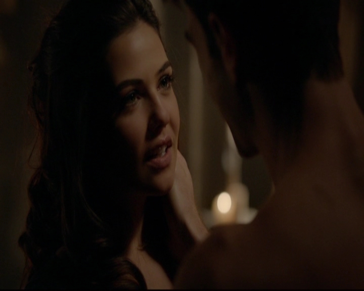 VampireDiariesWorld-dot-nl_TheOriginals_3x15AnOldFriendCalls0245.jpg