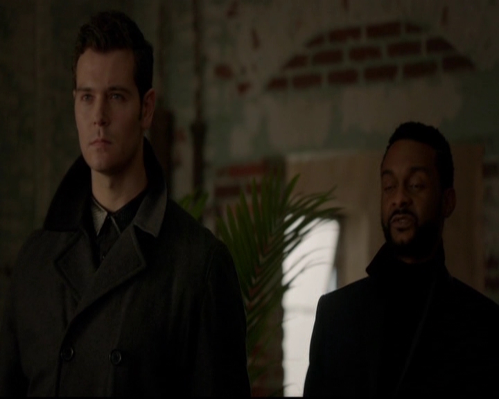 VampireDiariesWorld-dot-nl_TheOriginals_3x15AnOldFriendCalls0300.jpg