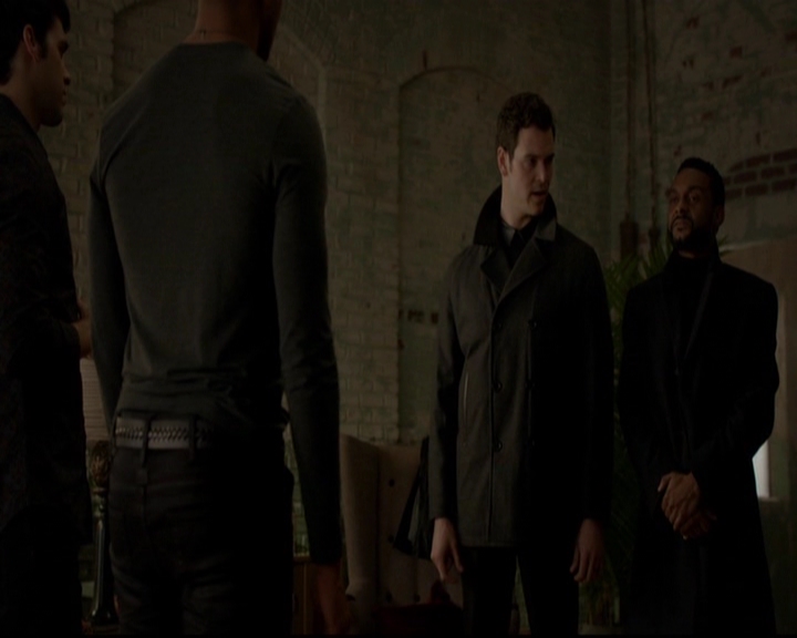 VampireDiariesWorld-dot-nl_TheOriginals_3x15AnOldFriendCalls0307.jpg