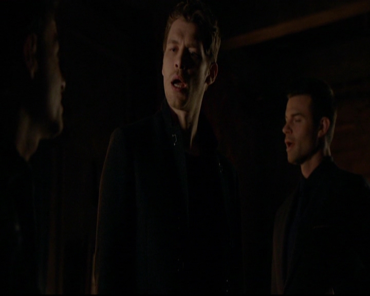 VampireDiariesWorld-dot-nl_TheOriginals_3x15AnOldFriendCalls0798.jpg