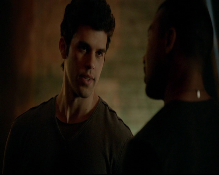 VampireDiariesWorld-dot-nl_TheOriginals_3x15AnOldFriendCalls0906.jpg