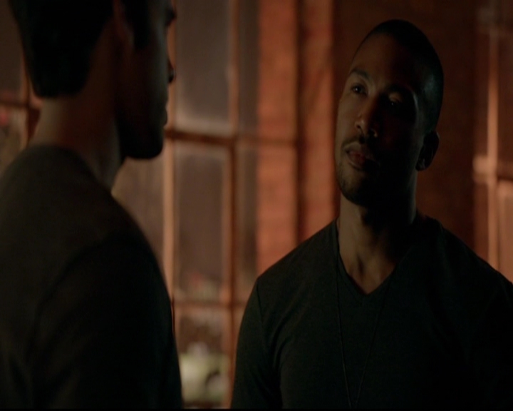 VampireDiariesWorld-dot-nl_TheOriginals_3x15AnOldFriendCalls0915.jpg
