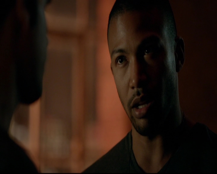 VampireDiariesWorld-dot-nl_TheOriginals_3x15AnOldFriendCalls0925.jpg