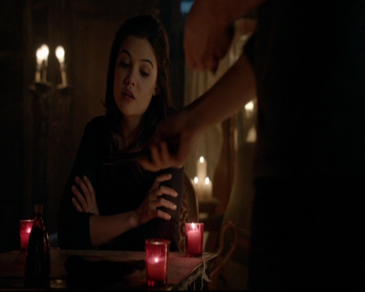 VampireDiariesWorld-dot-nl_TheOriginals_3x15AnOldFriendCalls0929.jpg