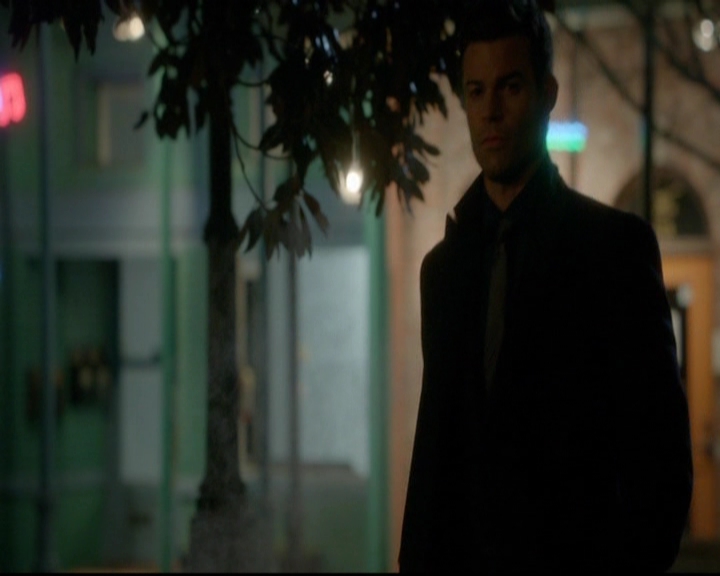 VampireDiariesWorld-dot-nl_TheOriginals_3x16AloneWithEverybody0071.jpg