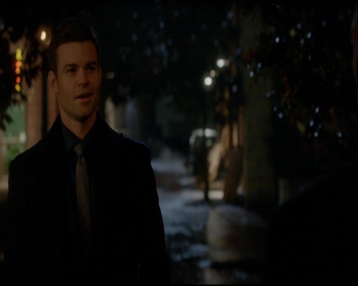 VampireDiariesWorld-dot-nl_TheOriginals_3x16AloneWithEverybody0076.jpg