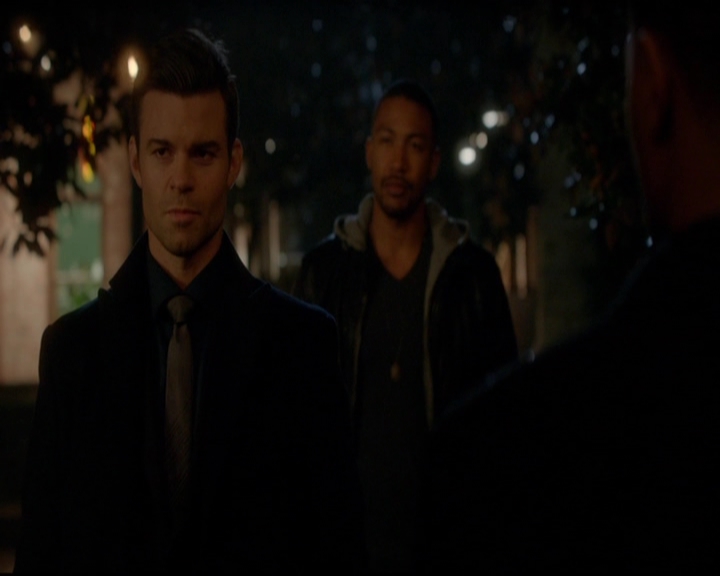 VampireDiariesWorld-dot-nl_TheOriginals_3x16AloneWithEverybody0094.jpg