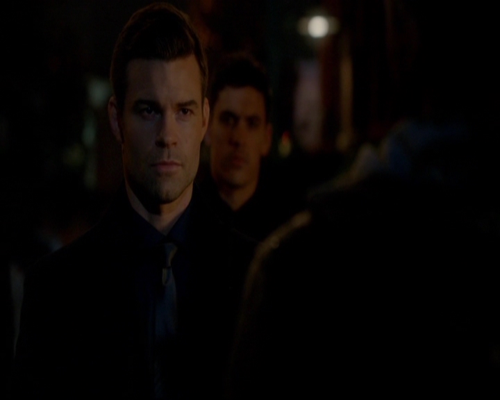 VampireDiariesWorld-dot-nl_TheOriginals_3x16AloneWithEverybody0101.jpg