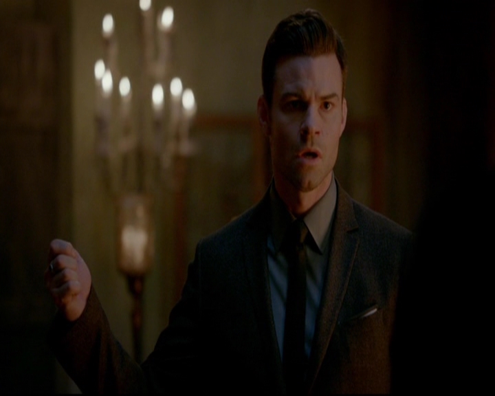 VampireDiariesWorld-dot-nl_TheOriginals_3x16AloneWithEverybody1850.jpg